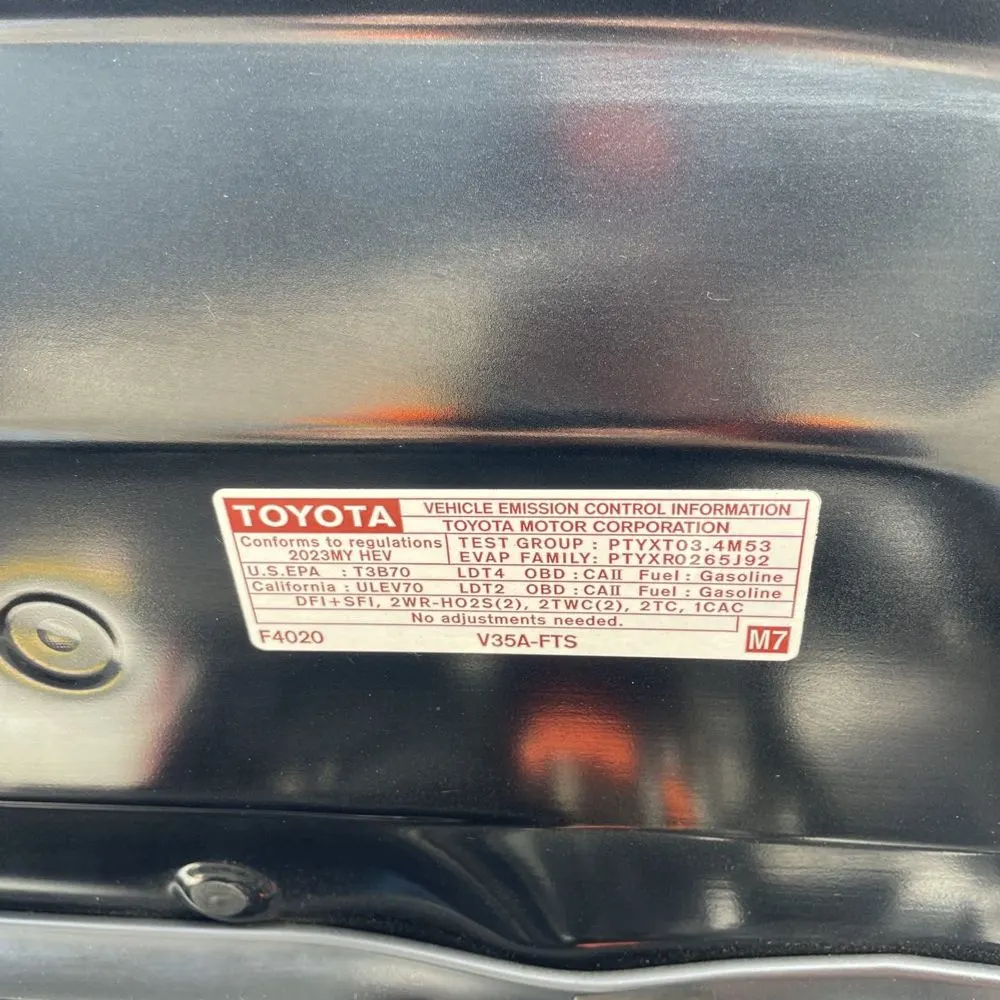 2023 Toyota Sequoia SR5