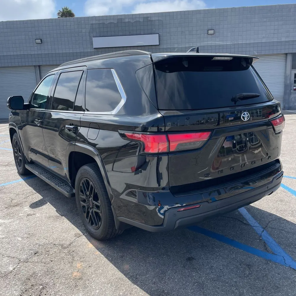 2023 Toyota Sequoia SR5