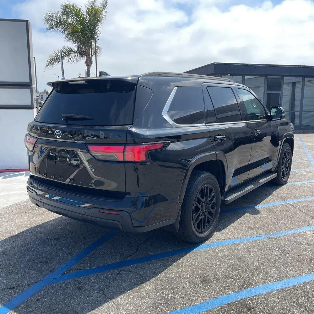 2023 Toyota Sequoia SR5