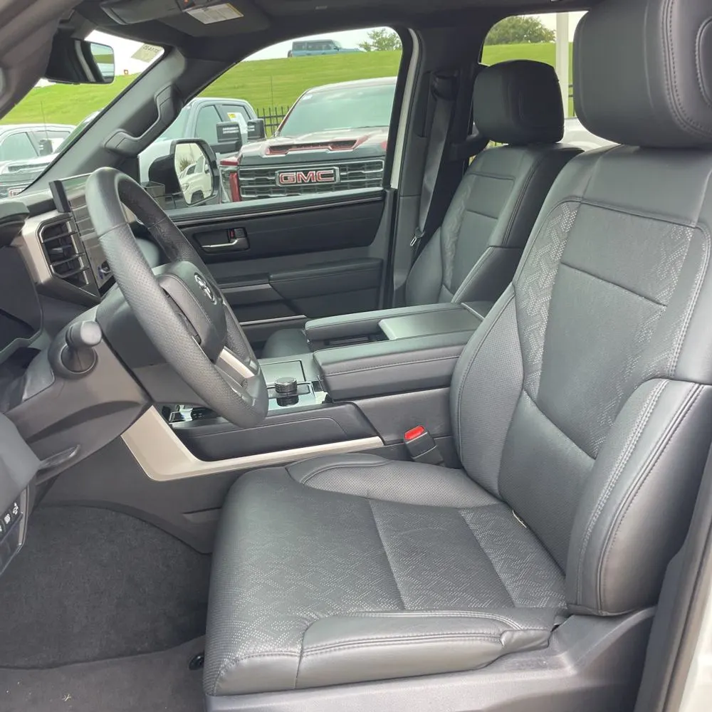 2025 Toyota Sequoia SR5