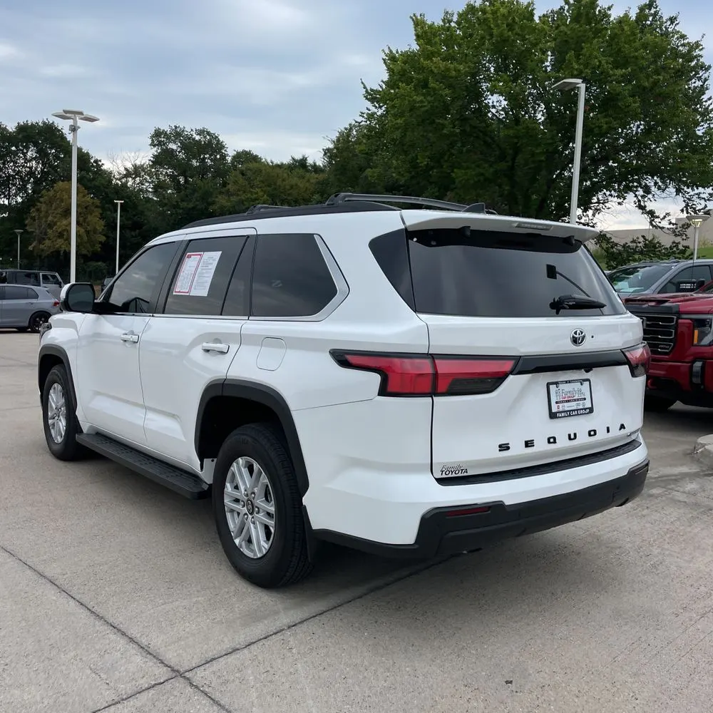 2025 Toyota Sequoia SR5