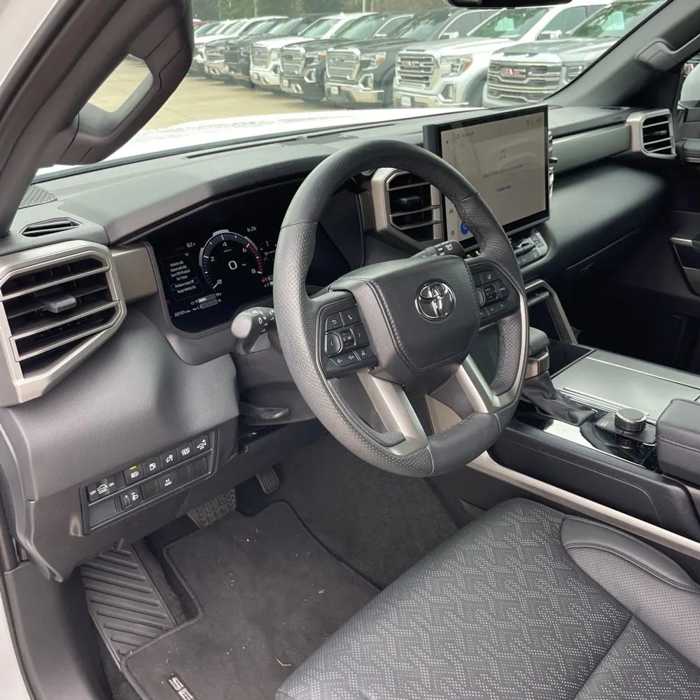 2025 Toyota Sequoia SR5