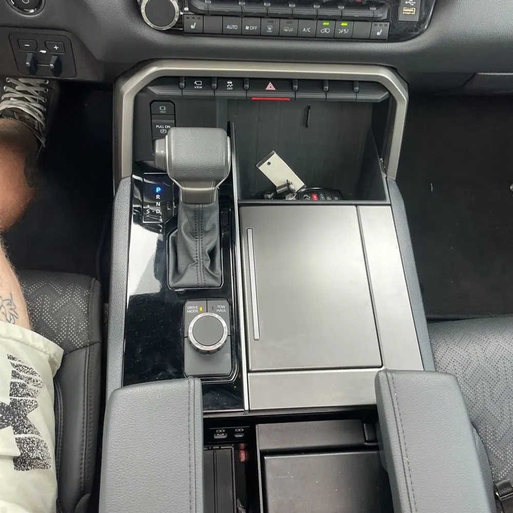 2025 Toyota Sequoia SR5