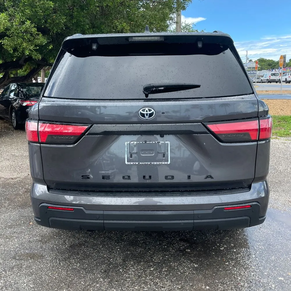 2024 Toyota Sequoia SR5