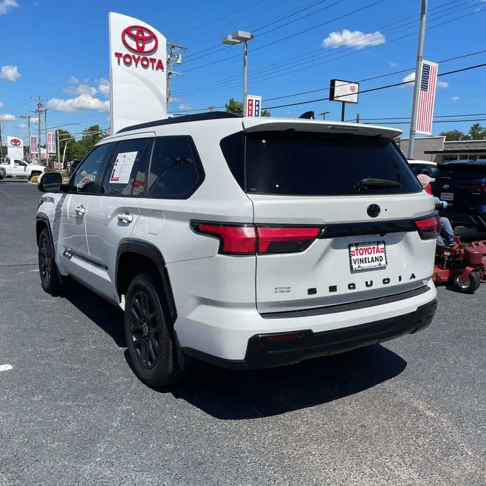 2024 Toyota Sequoia Platinum