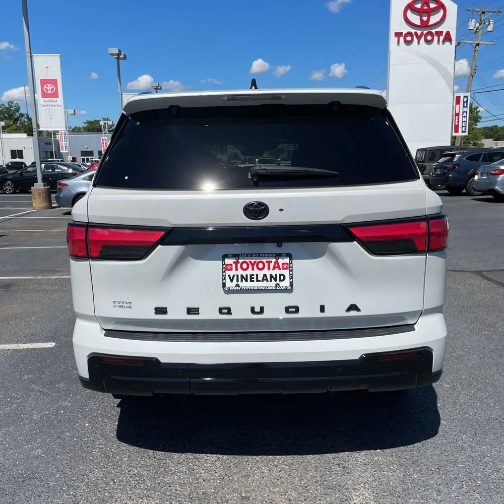 2024 Toyota Sequoia Platinum
