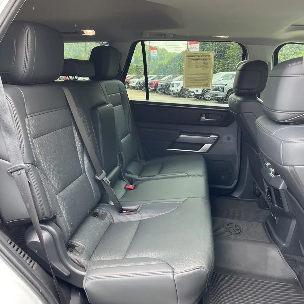 2024 Toyota Sequoia SR5
