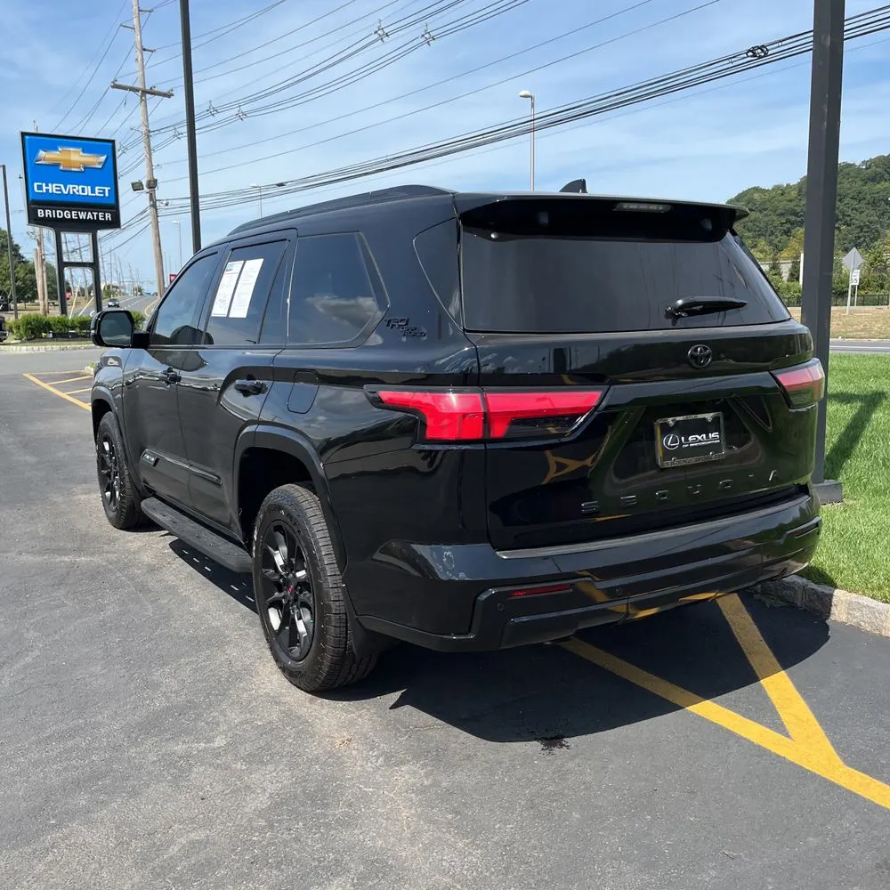 2024 Toyota Sequoia Platinum