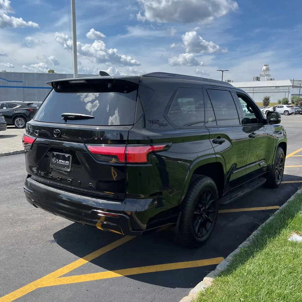 2024 Toyota Sequoia Platinum