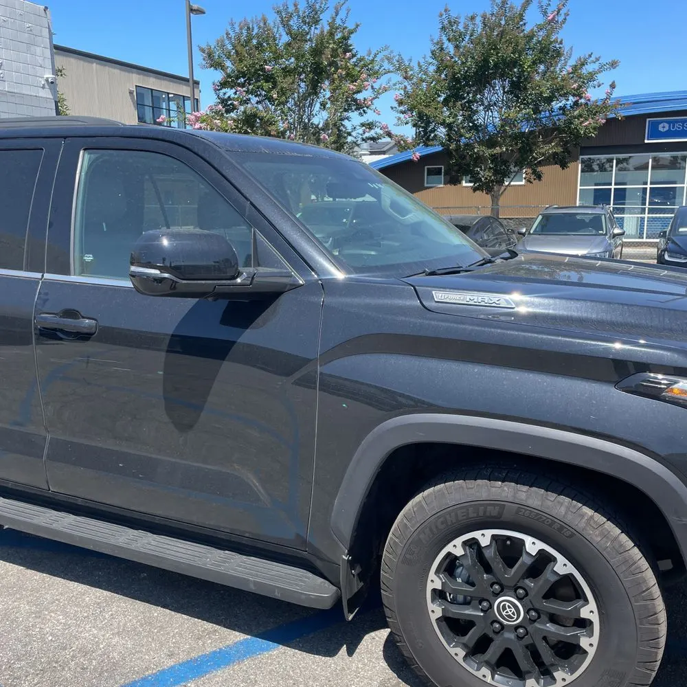 2024 Toyota Sequoia SR5