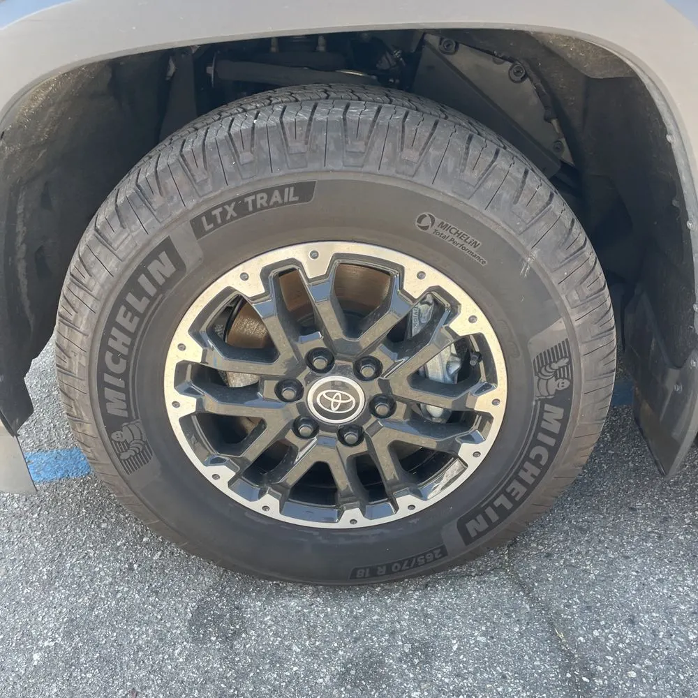 2024 Toyota Sequoia SR5