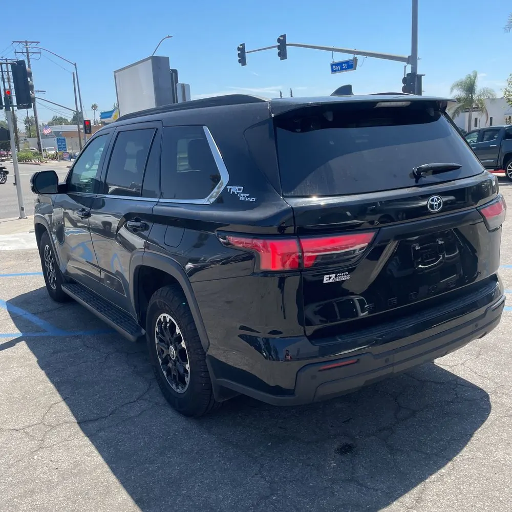 2024 Toyota Sequoia SR5