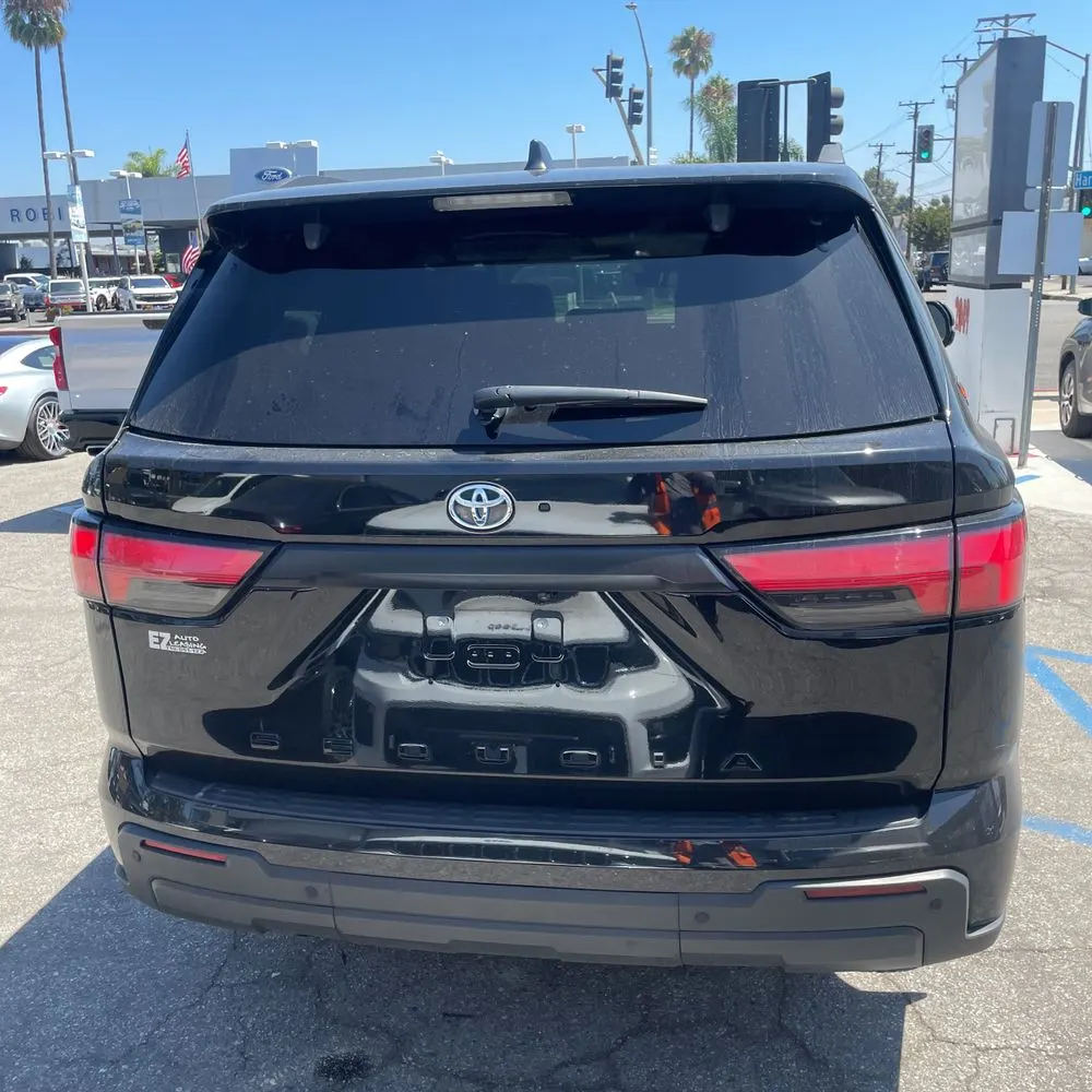 2024 Toyota Sequoia SR5