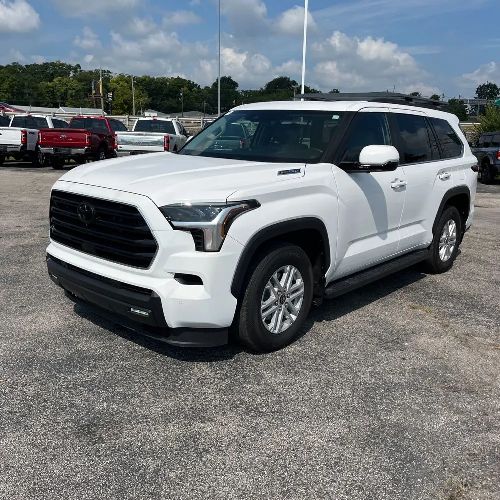 2024 Toyota Sequoia SR5