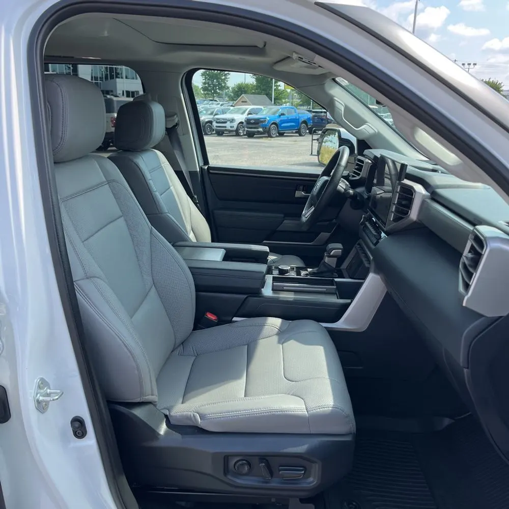 2024 Toyota Sequoia SR5