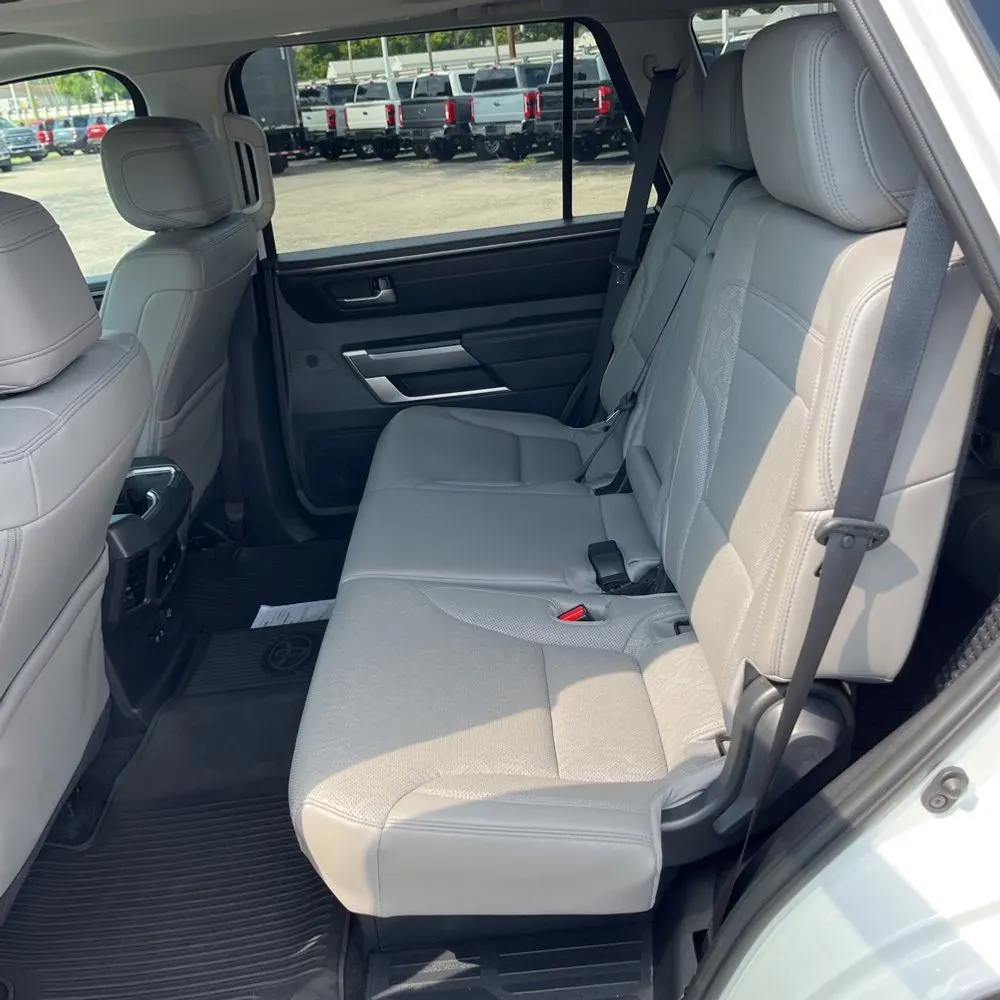 2024 Toyota Sequoia SR5