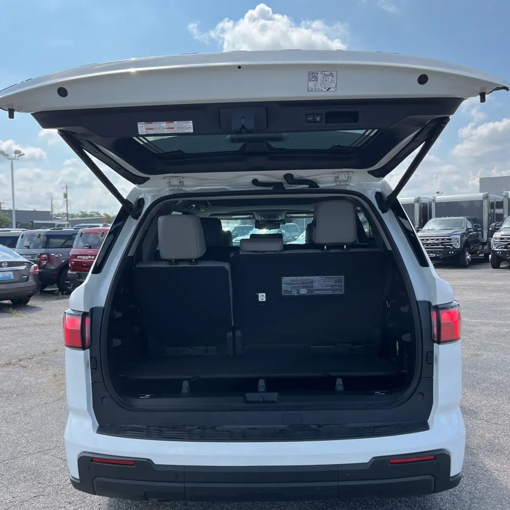 2024 Toyota Sequoia SR5