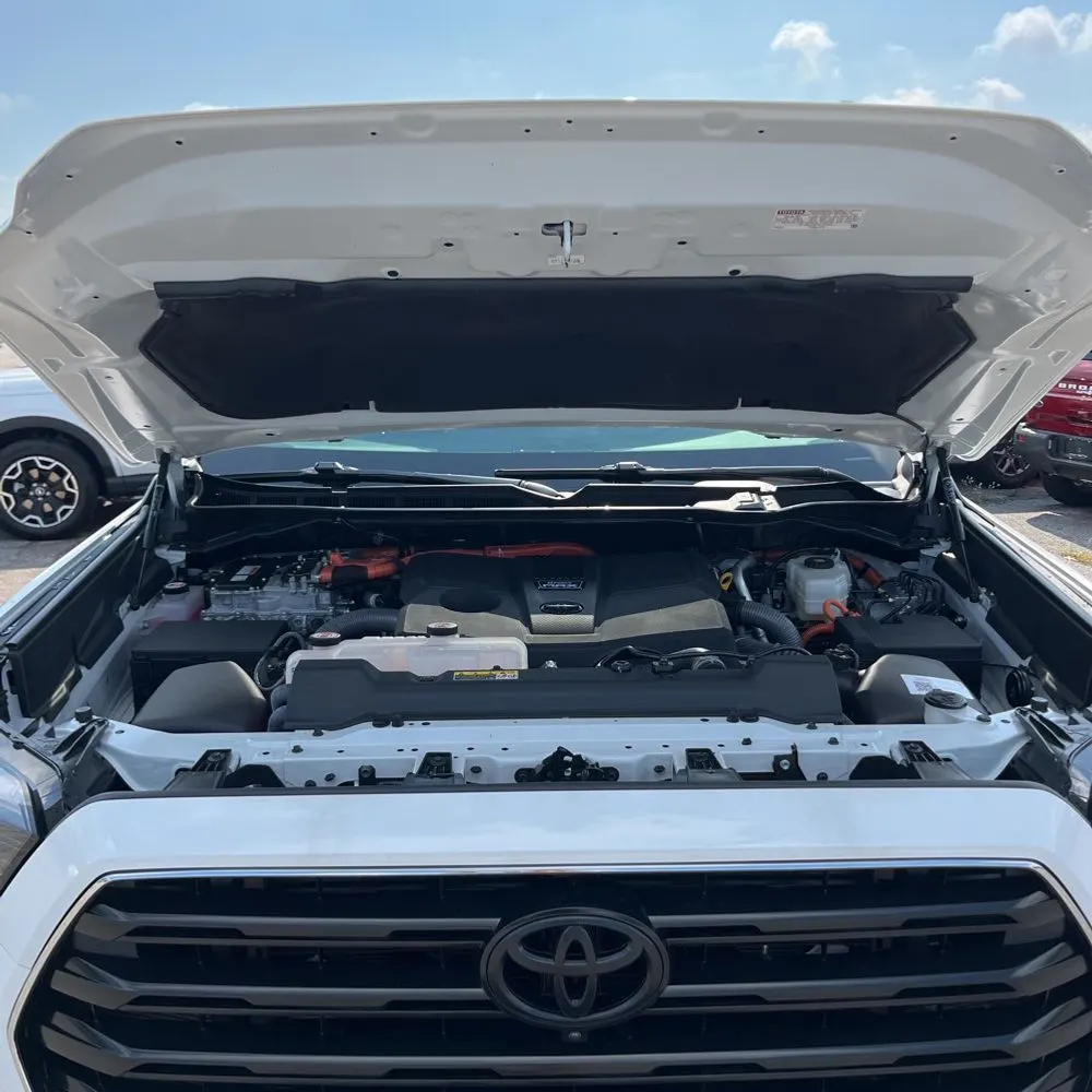 2024 Toyota Sequoia SR5