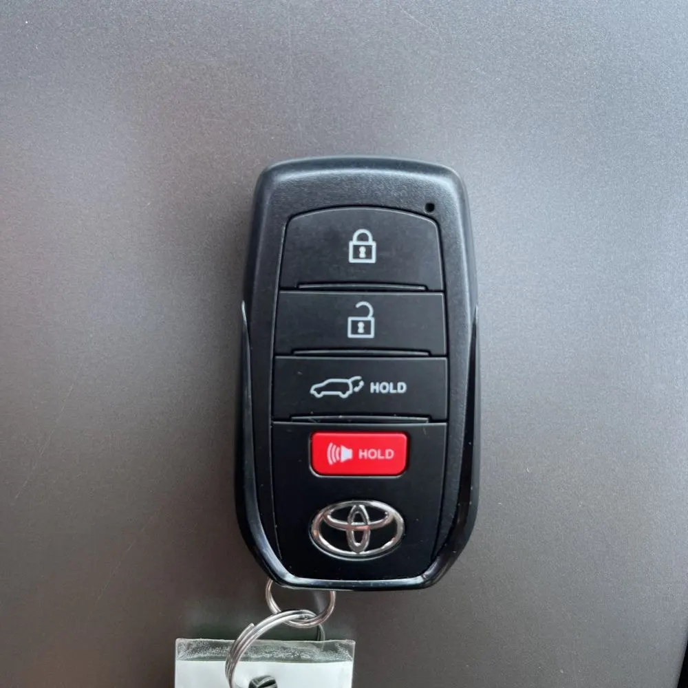2024 Toyota Sequoia SR5