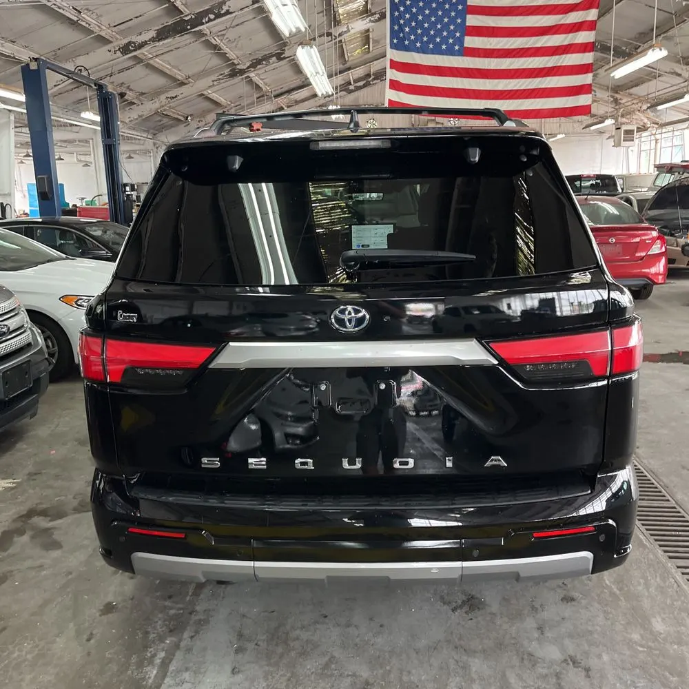2024 Toyota Sequoia Capstone