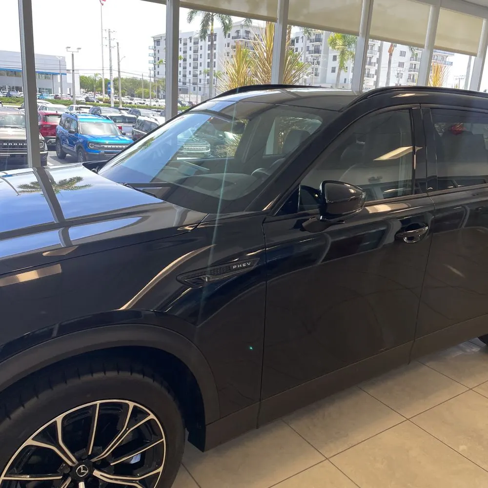 2025 Mazda CX-70 Plug-in Hybrid Premium Plus