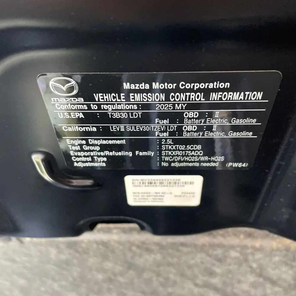 2025 Mazda CX-70 Plug-in Hybrid Premium Plus