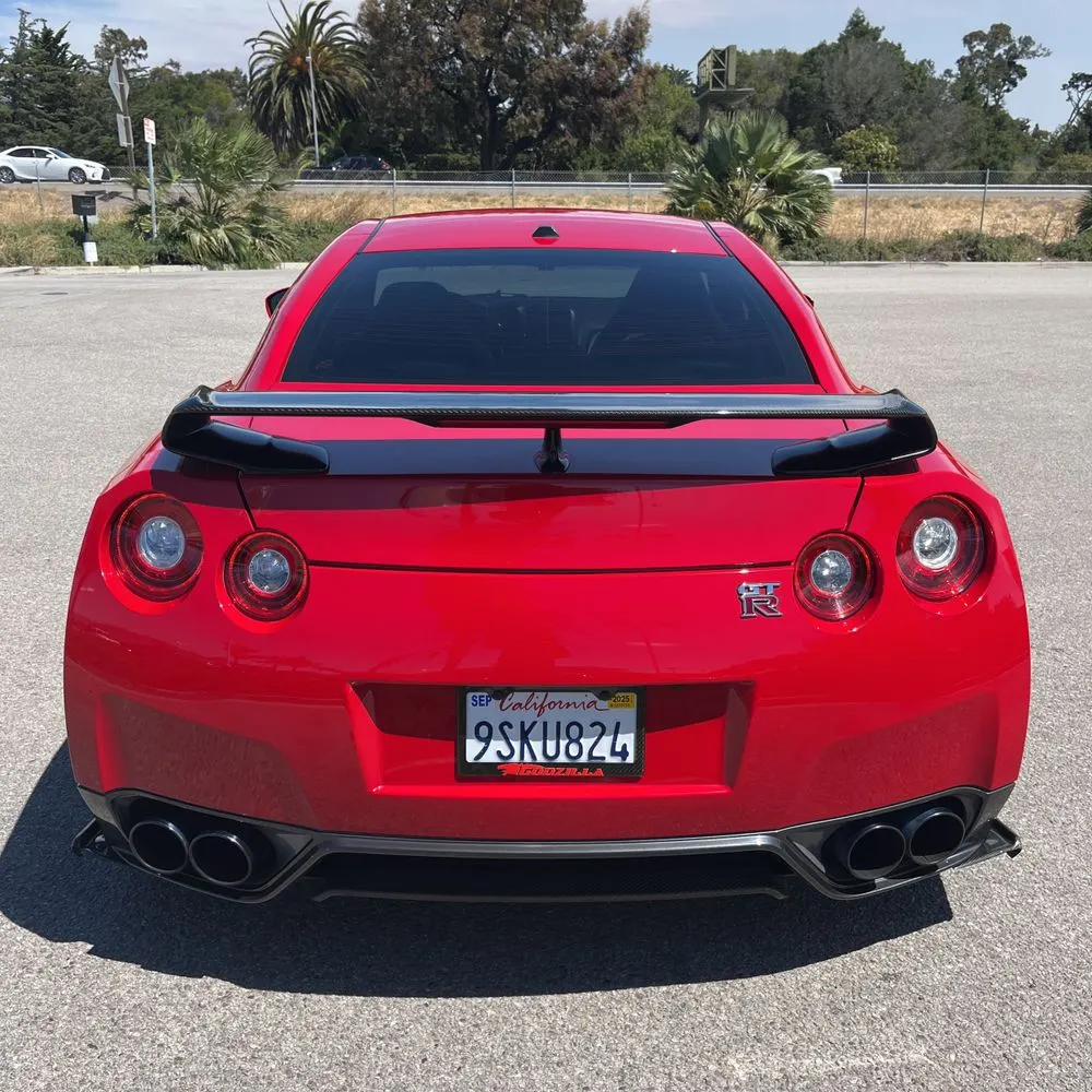 2015 Nissan GT-R Black Edition