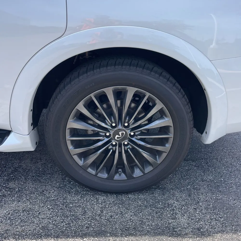 2024 INFINITI QX80 Premium Select