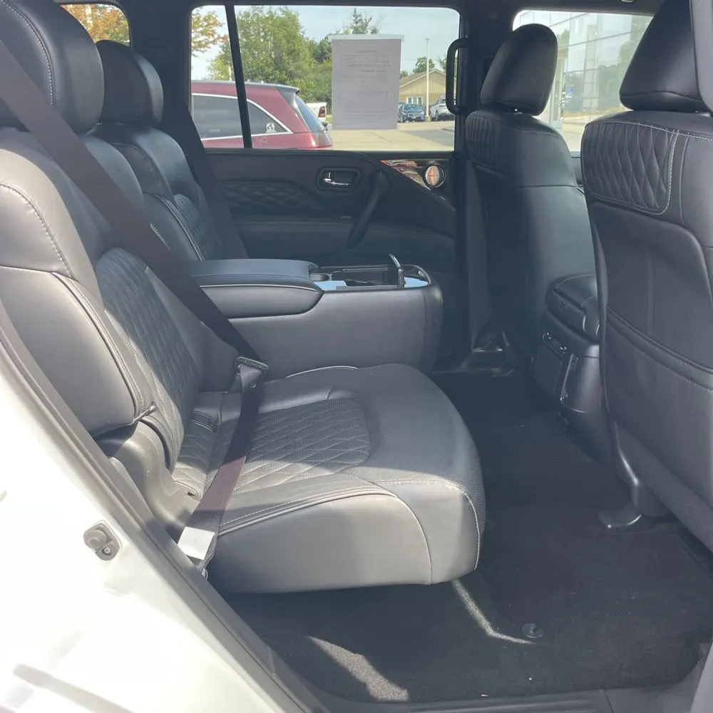 2024 INFINITI QX80 Premium Select