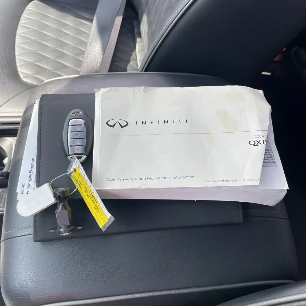 2024 INFINITI QX80 Premium Select