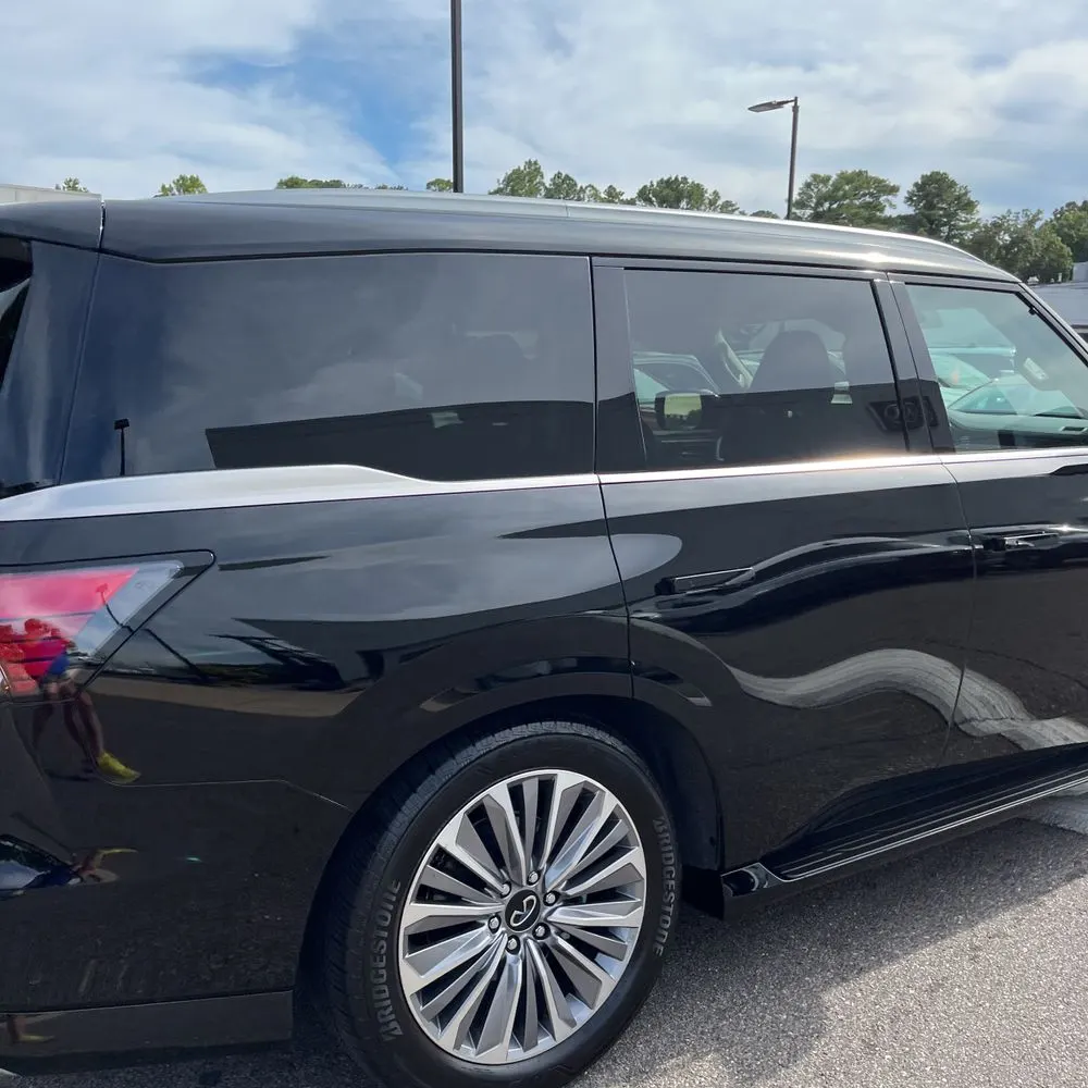 2025 INFINITI QX80 Luxe