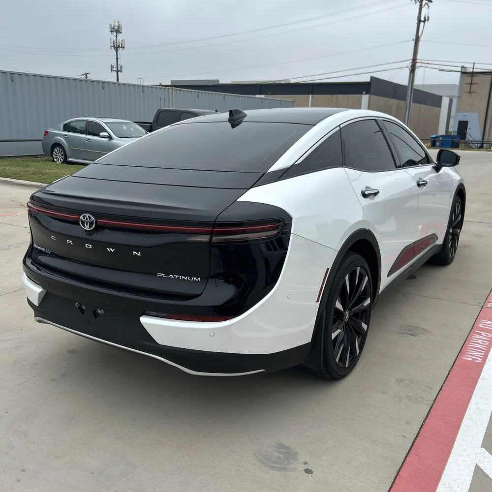 2025 Toyota Crown Platinum