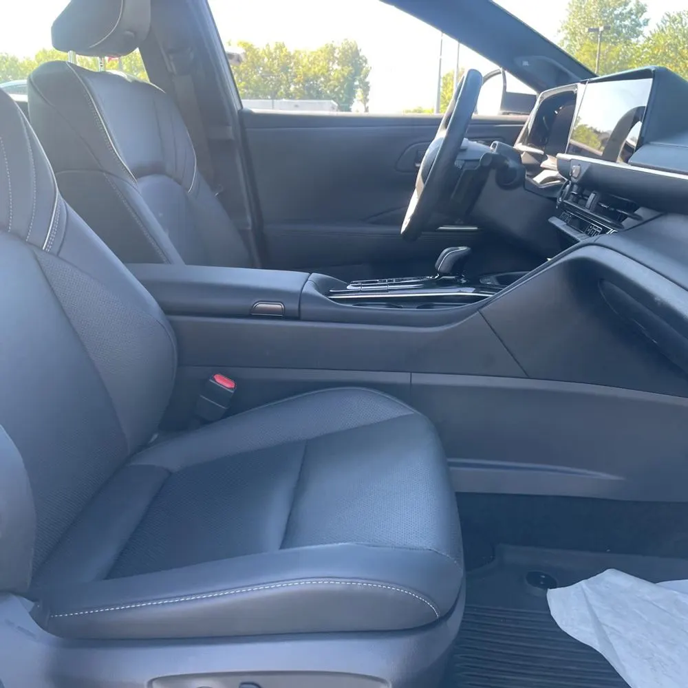 2025 Toyota Crown Platinum