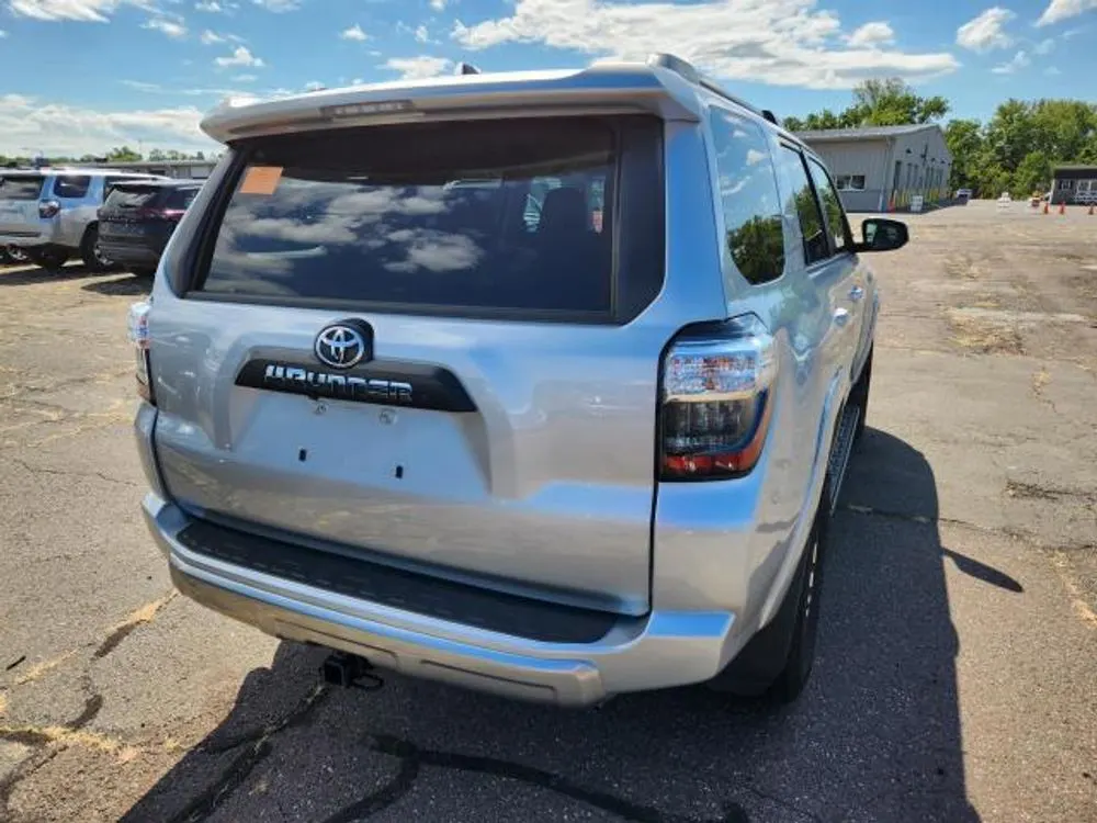 2024 Toyota 4Runner TRD Off Road