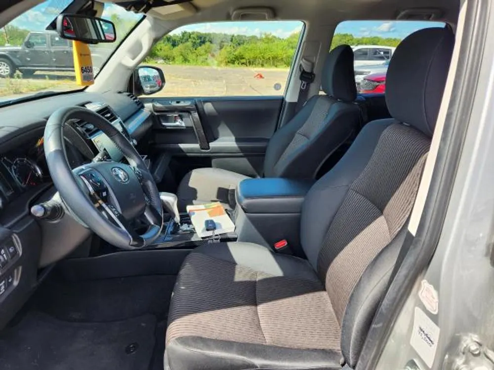 2024 Toyota 4Runner TRD Off Road