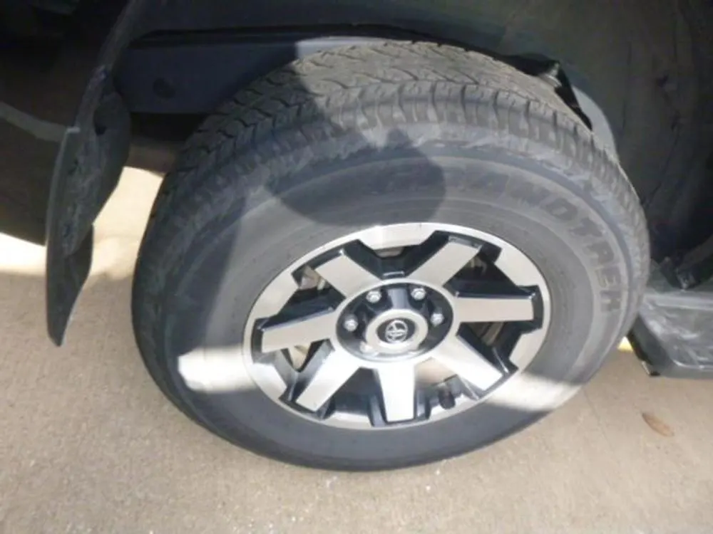 2024 Toyota 4Runner TRD Off Road