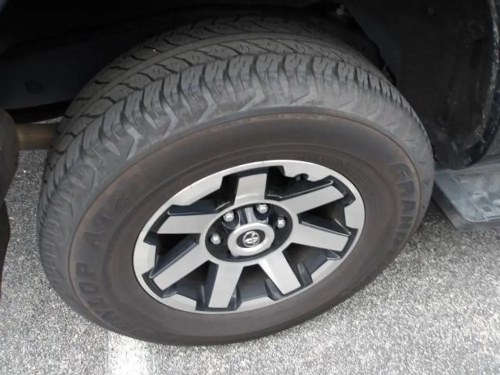 2024 Toyota 4Runner TRD Off Road