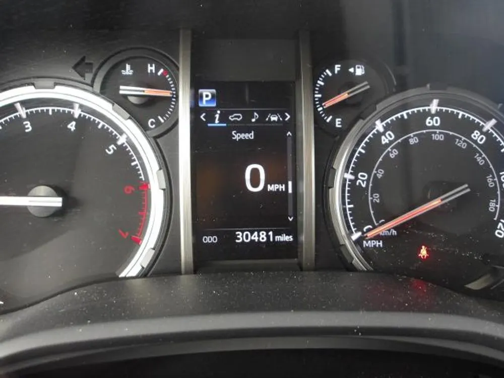 2024 Toyota 4Runner TRD Off Road