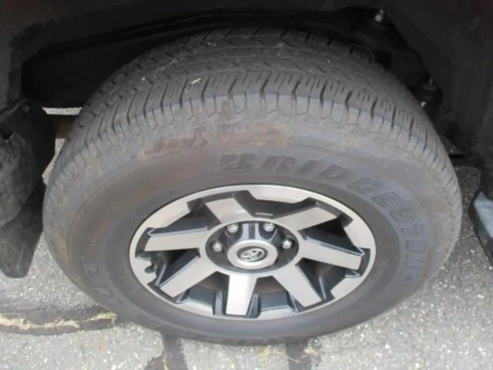 2024 Toyota 4Runner TRD Off Road
