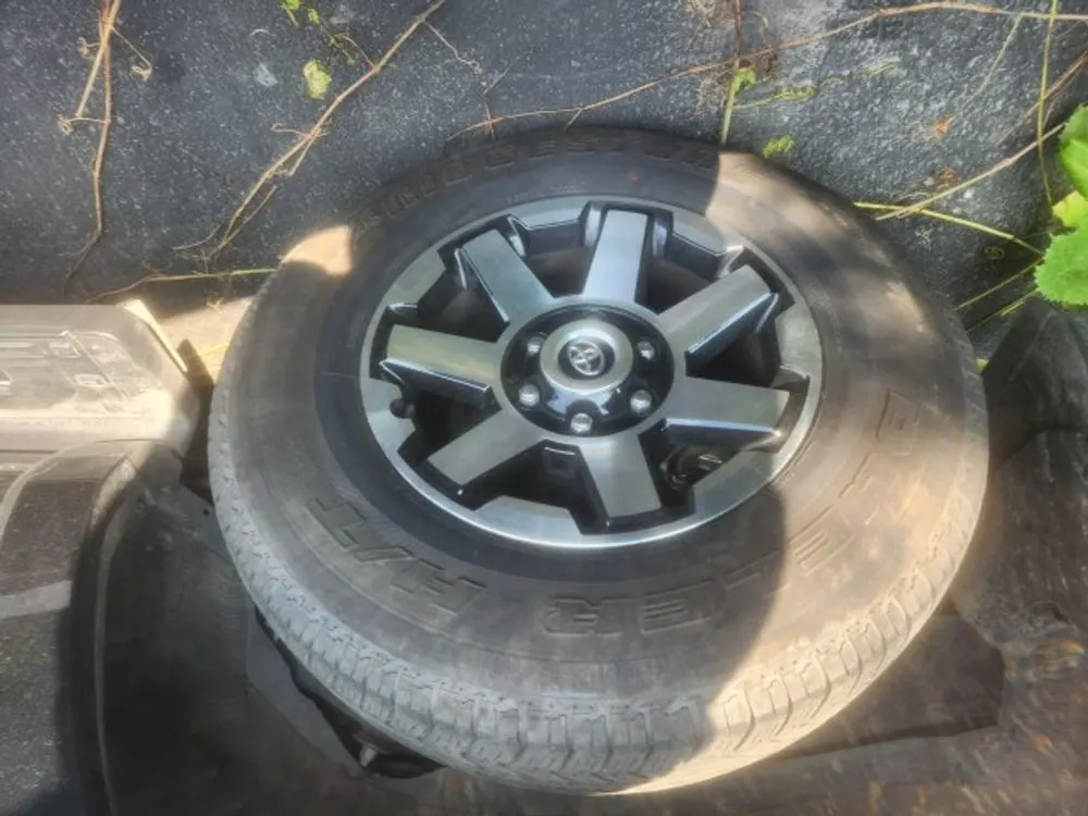 2024 Toyota 4Runner TRD Off Road