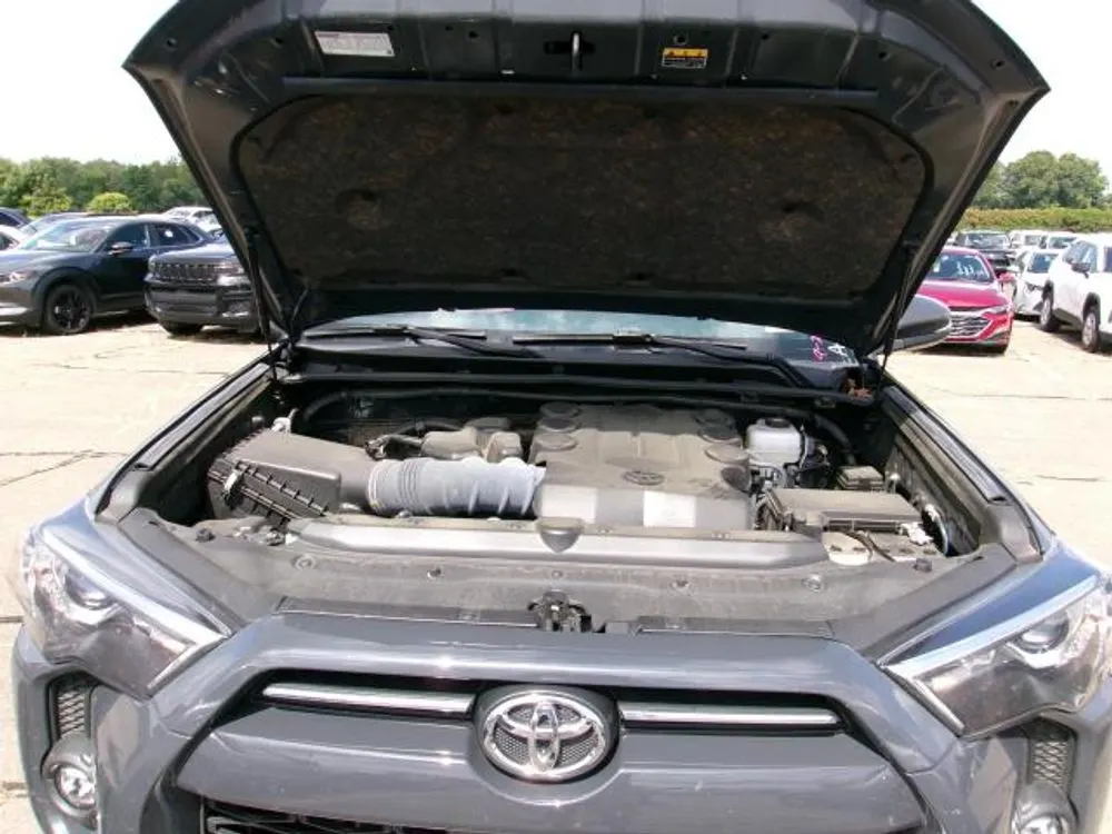 2024 Toyota 4Runner TRD Off Road