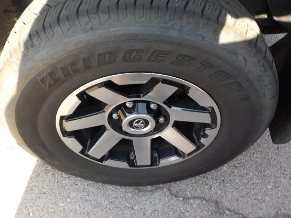 2024 Toyota 4Runner TRD Off Road