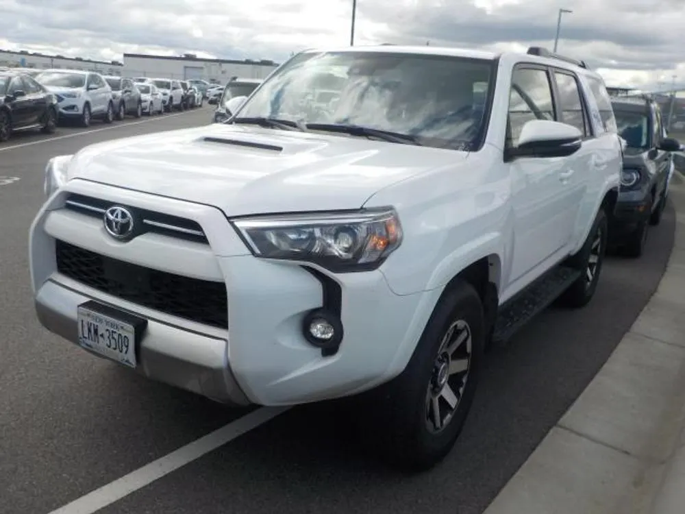 2024 Toyota 4Runner TRD Off Road