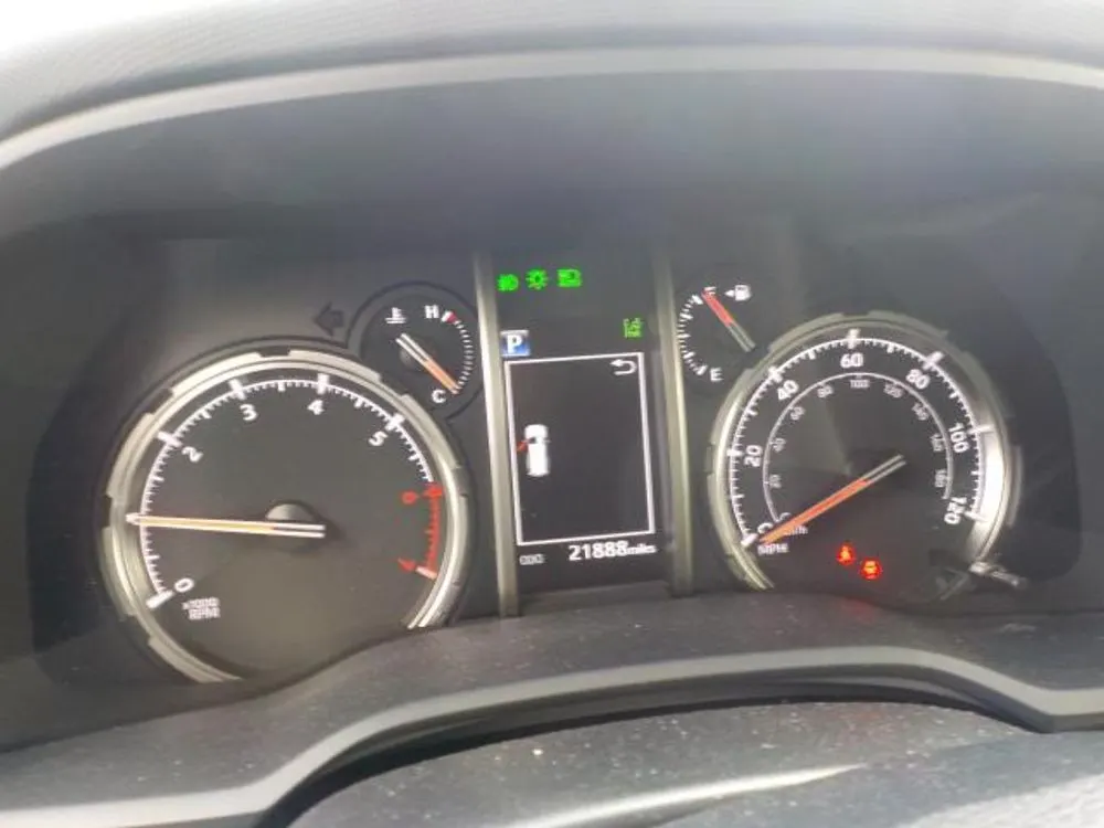 2024 Toyota 4Runner TRD Off Road
