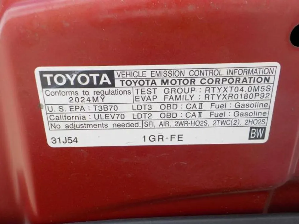 2024 Toyota 4Runner TRD Off Road