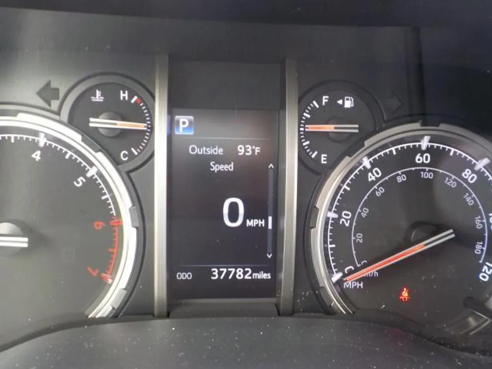 2024 Toyota 4Runner TRD Off Road