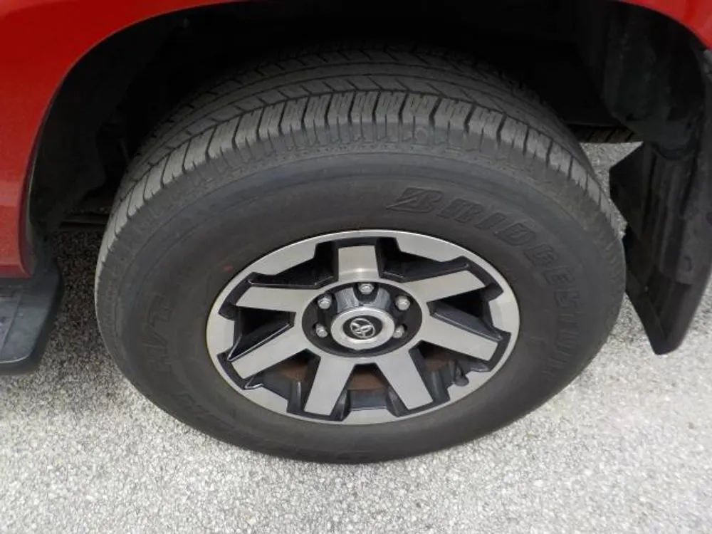 2024 Toyota 4Runner TRD Off Road
