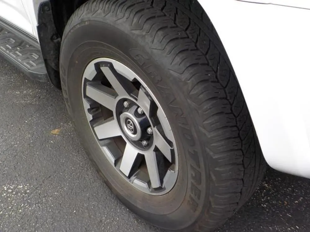2024 Toyota 4Runner TRD Off Road