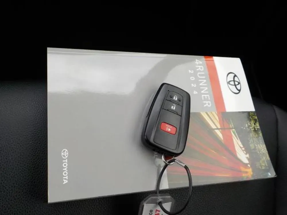 2024 Toyota 4Runner TRD Off Road