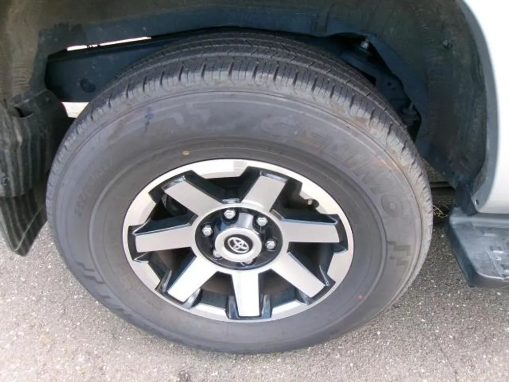 2024 Toyota 4Runner TRD Off Road